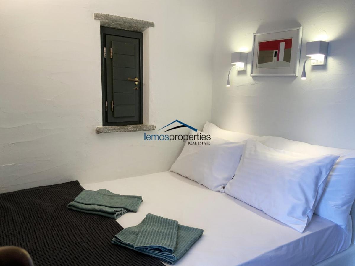 Aqua Blue, Only 100 Meters From The Beach Of Gialiskari Ioulis Eksteriør billede